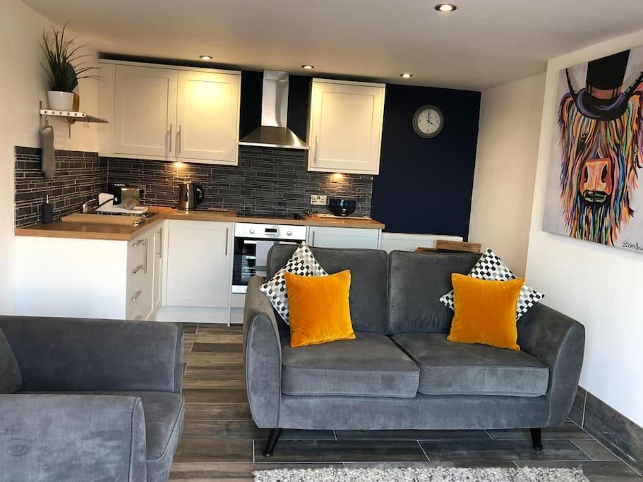 Mumbles - Modern Apartment With Panoramic Sea Views Oystermouth Zewnętrze zdjęcie