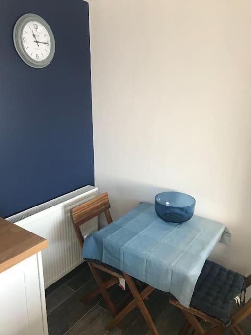 Mumbles - Modern Apartment With Panoramic Sea Views Oystermouth Zewnętrze zdjęcie