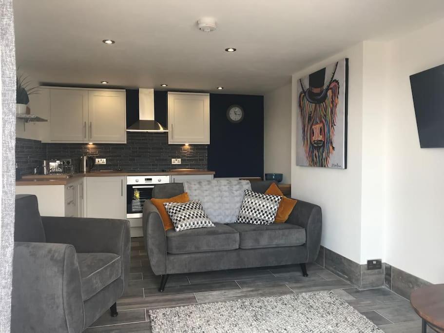 Mumbles - Modern Apartment With Panoramic Sea Views Oystermouth Zewnętrze zdjęcie