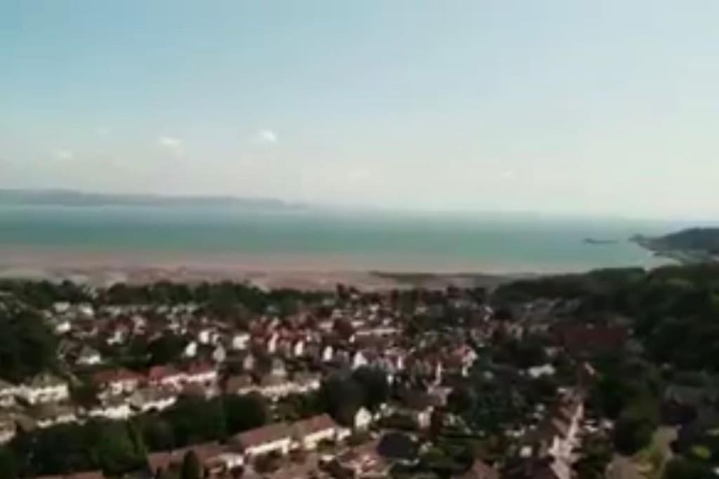 Mumbles - Modern Apartment With Panoramic Sea Views Oystermouth Zewnętrze zdjęcie